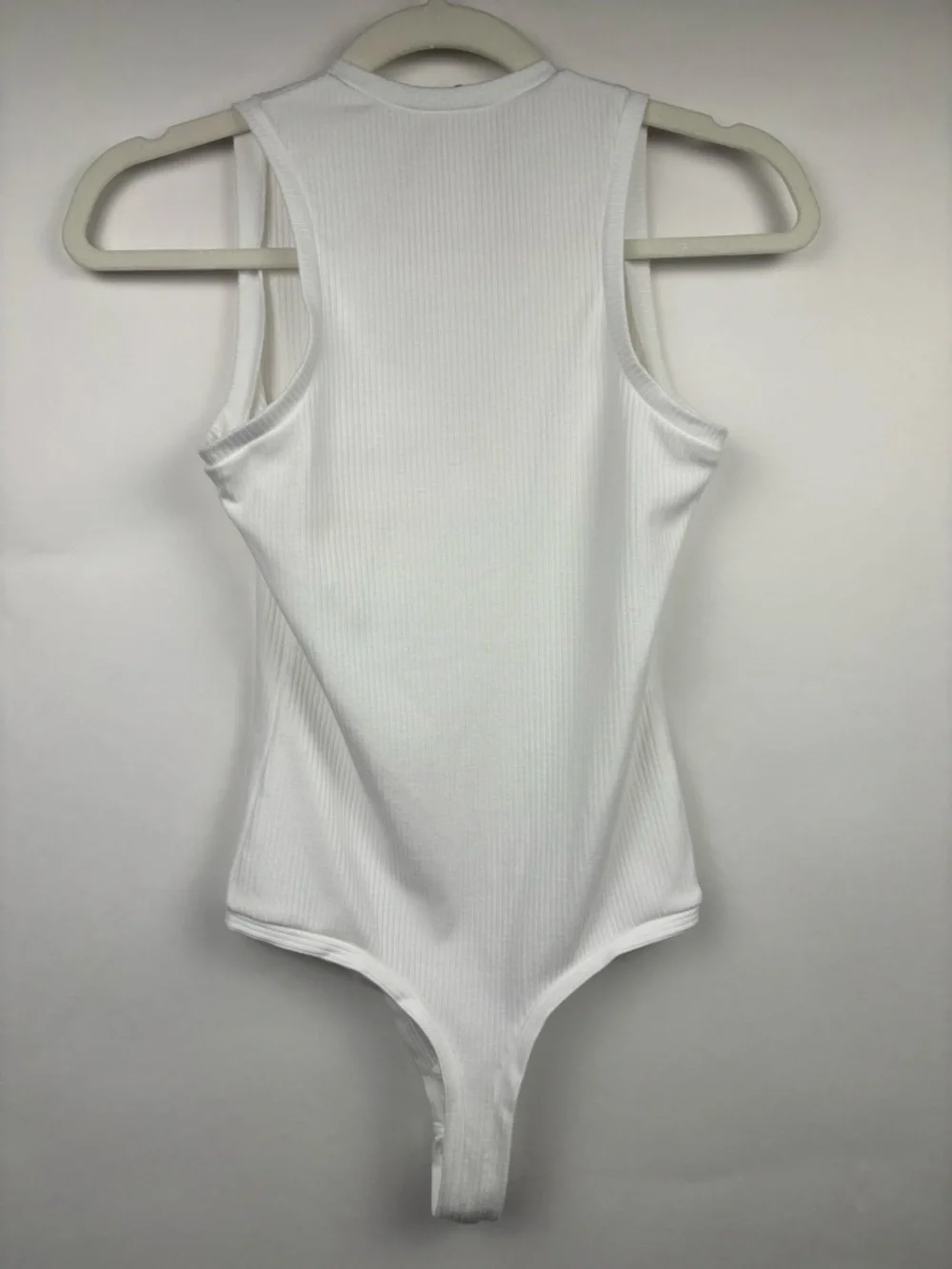 DREW details white